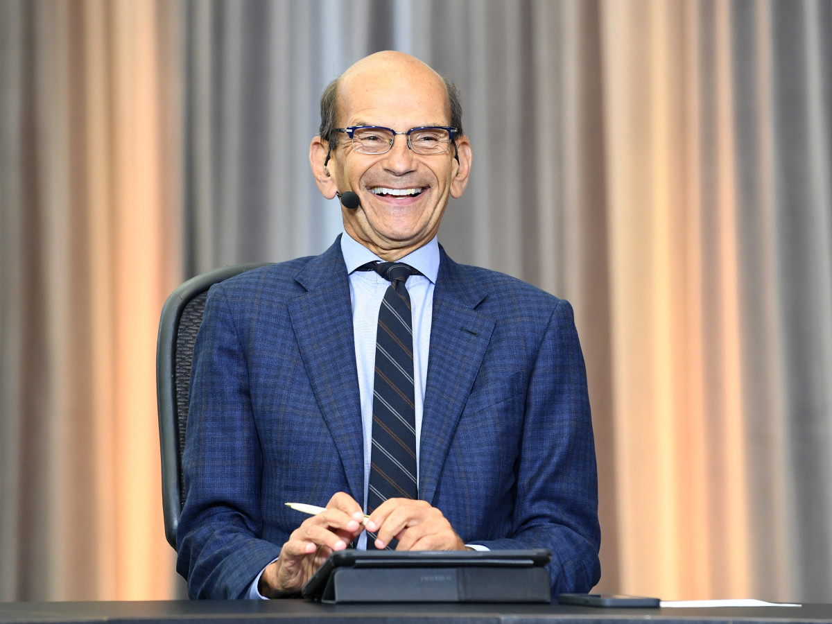 ATLANTA, GA - JULY 18: Paul Finebaum of the Paul Finebaum show reacts to a comment during the SEC Football Kickoff Media Days on July 18, 2022, at the College Football Hall of Fame in Atlanta, GA.(Photo by Jeffrey Vest/Icon Sportswire via Getty Images)