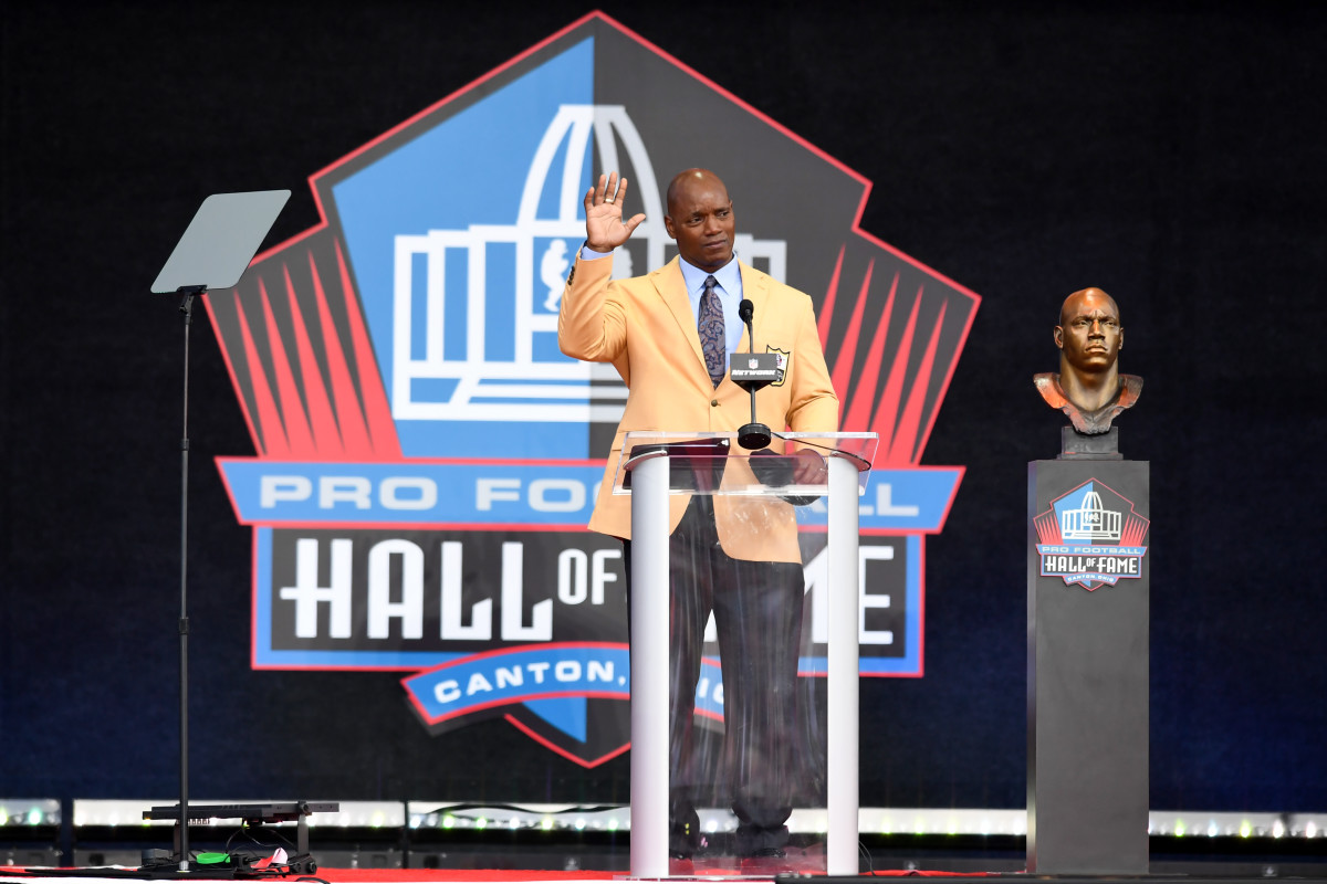 CANTON, OHIO - AUGUST 06: Bryant Young speaks during the 2022 Pro Hall of Fame Enshrinement Ceremony at Tom Benson Hall of Fame Stadium on August 06, 2022 in Canton, Ohio. (Photo by Nick Cammett/Getty Images)