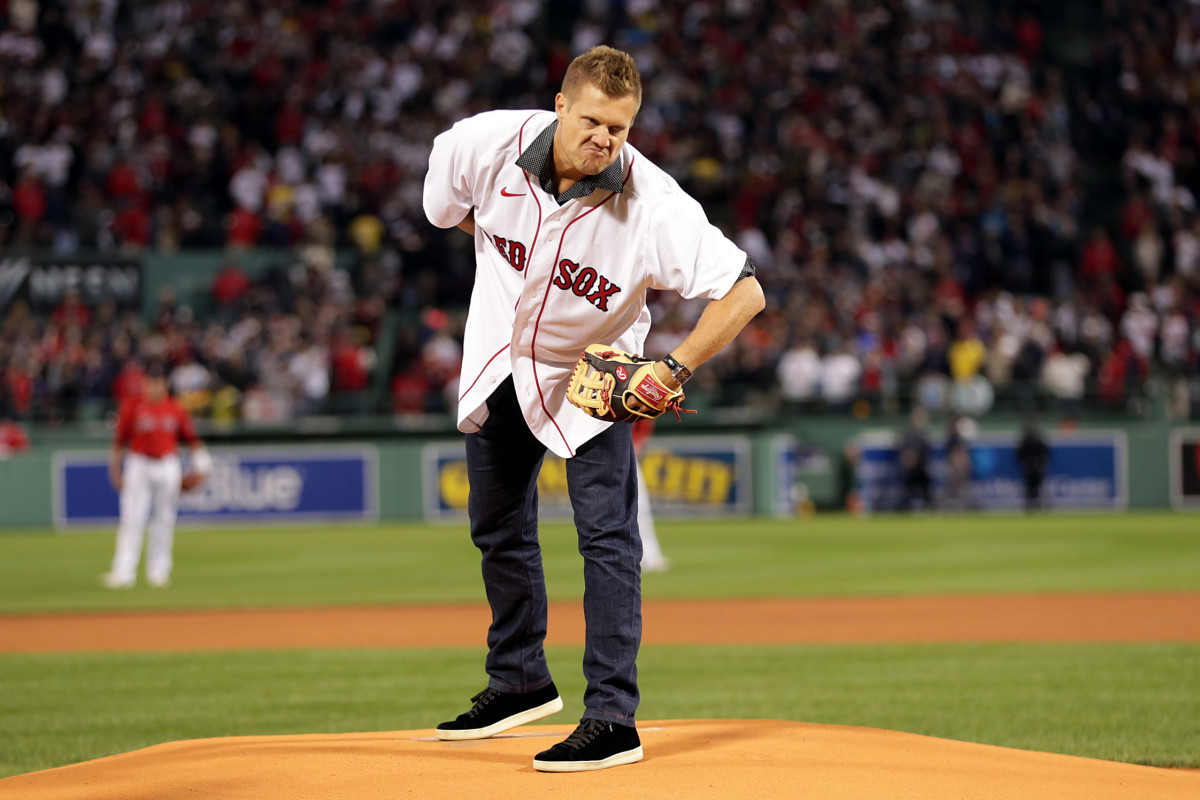 Former Red Sox pitcher Jonathan Papelbon on the field before a playoff game.