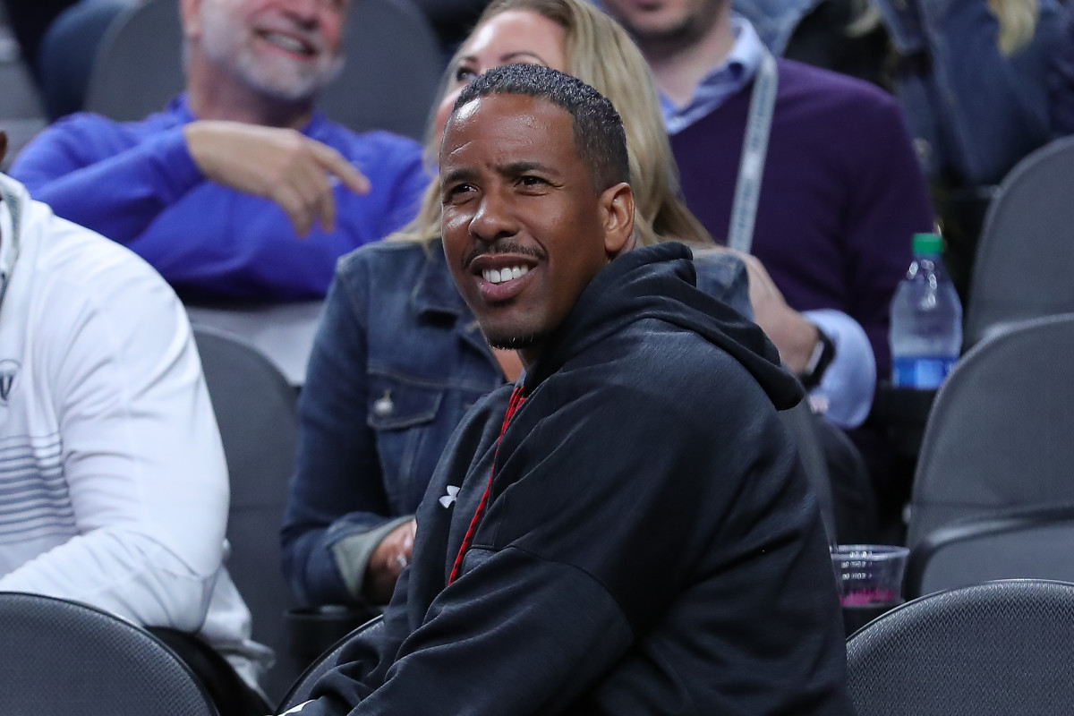 LAS VEGAS, NEVADA - MARCH 11: Andre Miller retired NBA player attends the Utah Utes vs the Oregon State Beavers during the first round of the Pac-12 Conference basketball tournament at T-Mobile Arena on March 11, 2020 in Las Vegas, Nevada. (Photo by Leon Bennett/Getty Images)