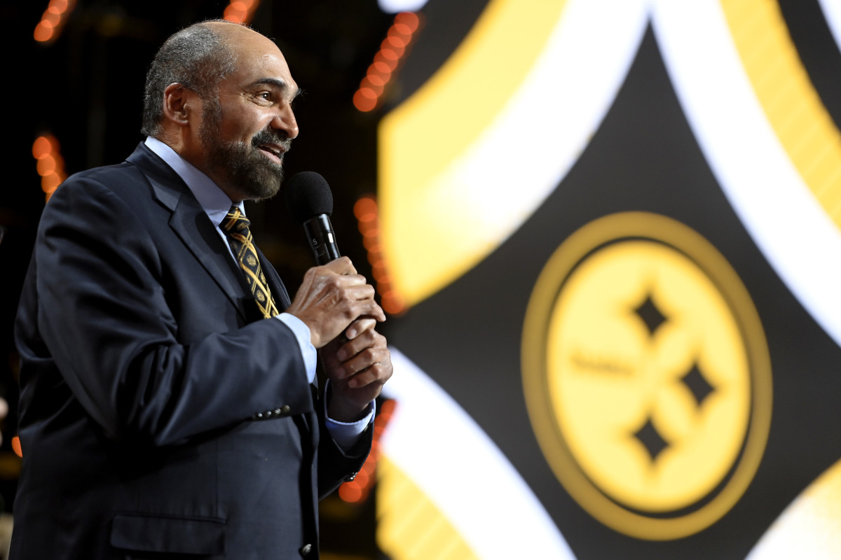 Franco Harris speaks during the first round of the 2022 NFL Draft.