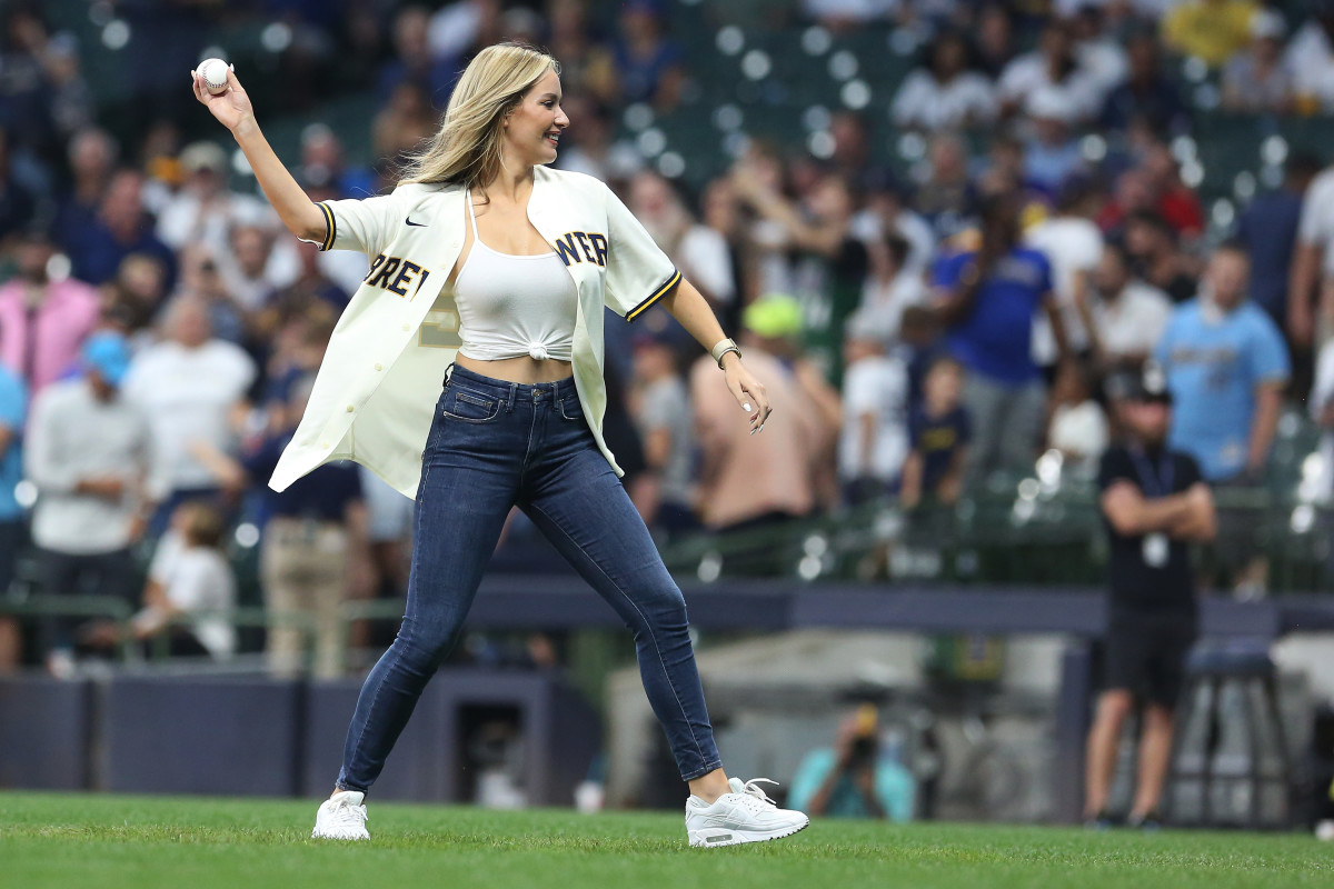 Look Paige Spiranac Threw Out First Pitch Before MLB Game Last Night