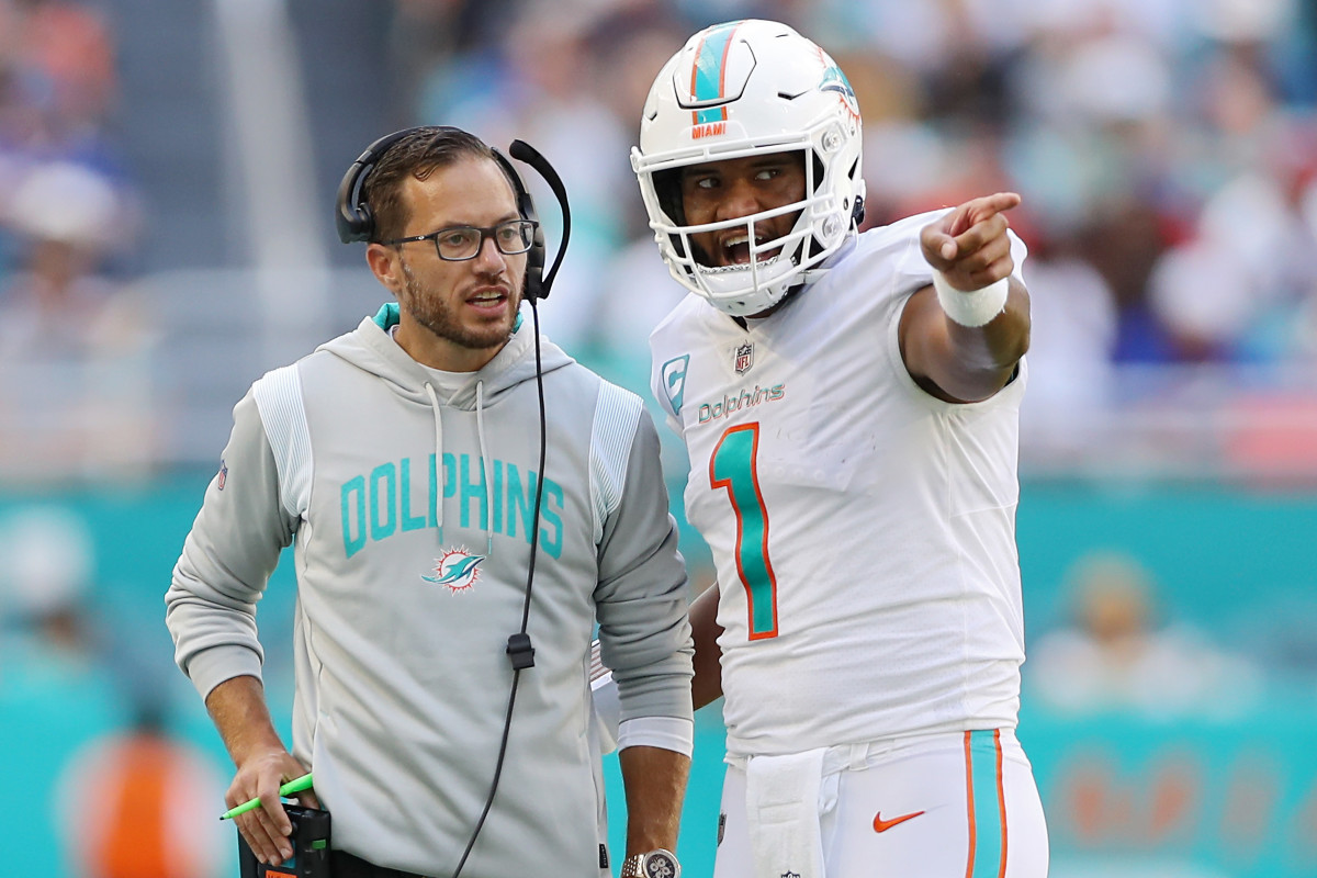 Mike McDaniel said Miami Dolphins were pressing in loss to Chargers