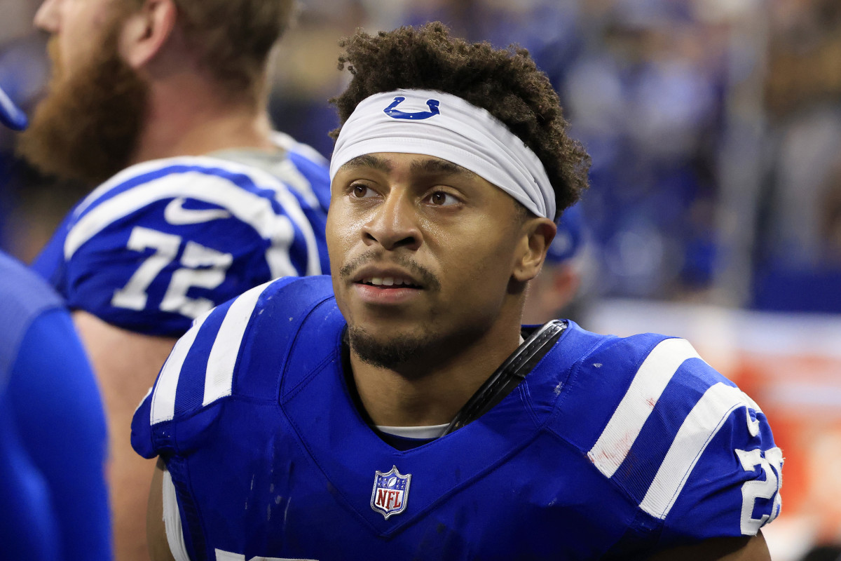 Colts Sign Jonathan Taylor To Lucrative Contract Extension The Spun