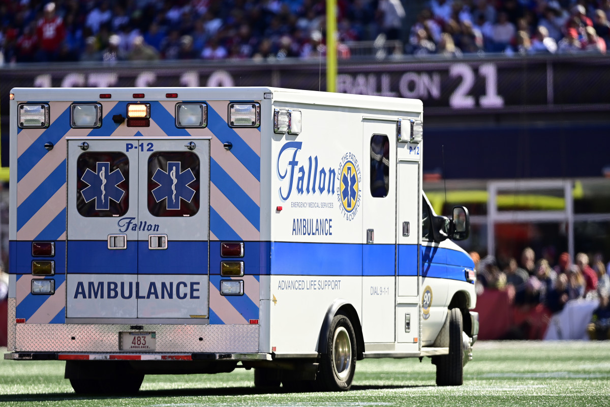 Saivion Smith gets taken off the field in an ambulance.