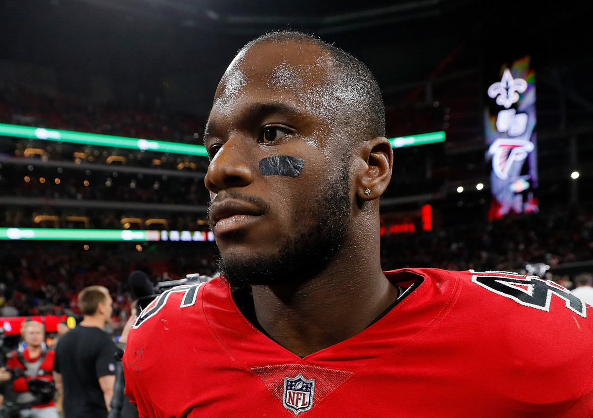 3 Things To Know About Browns' LB Deion Jones