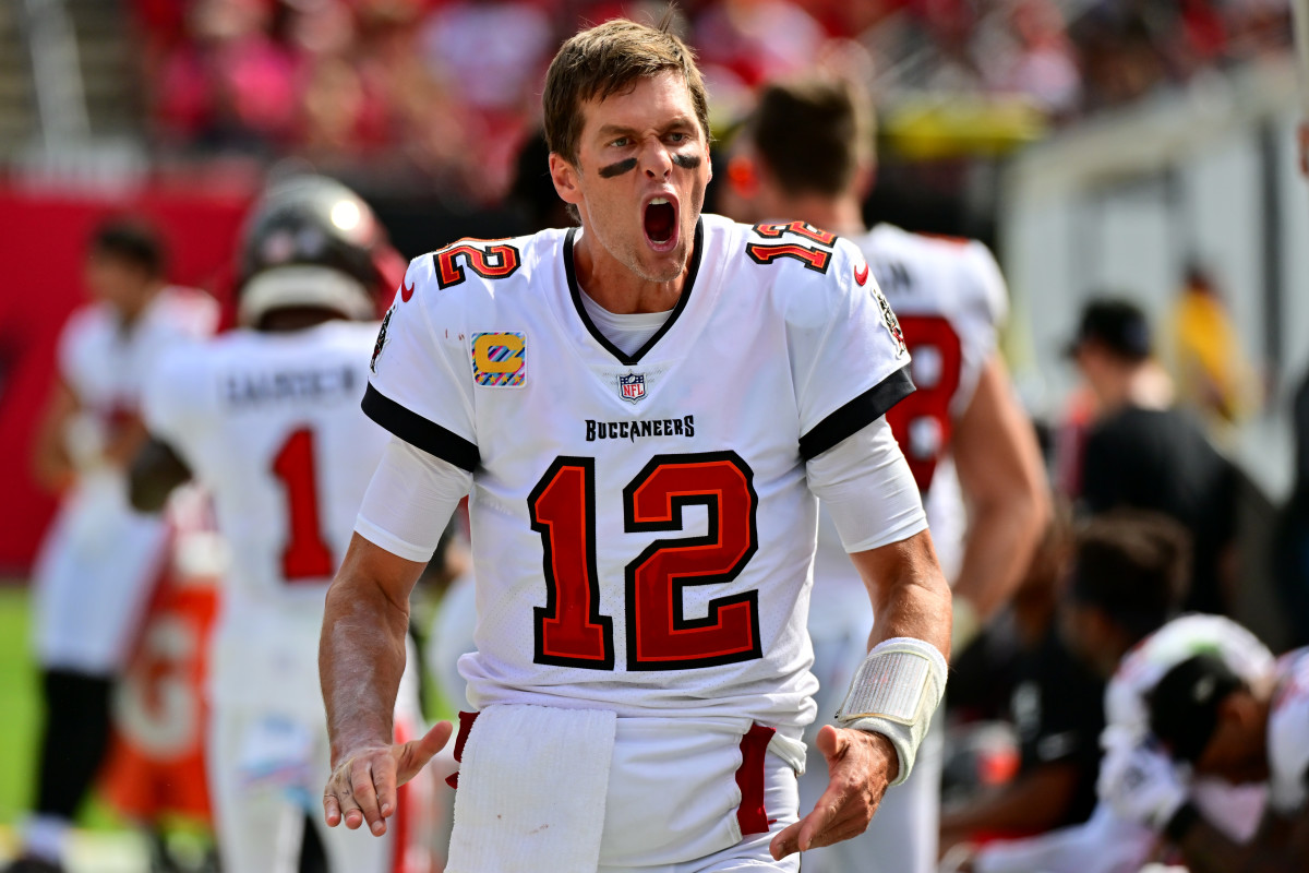 Video: Tom Brady Looked Extremely Angry On Bucs Sideline Tonight