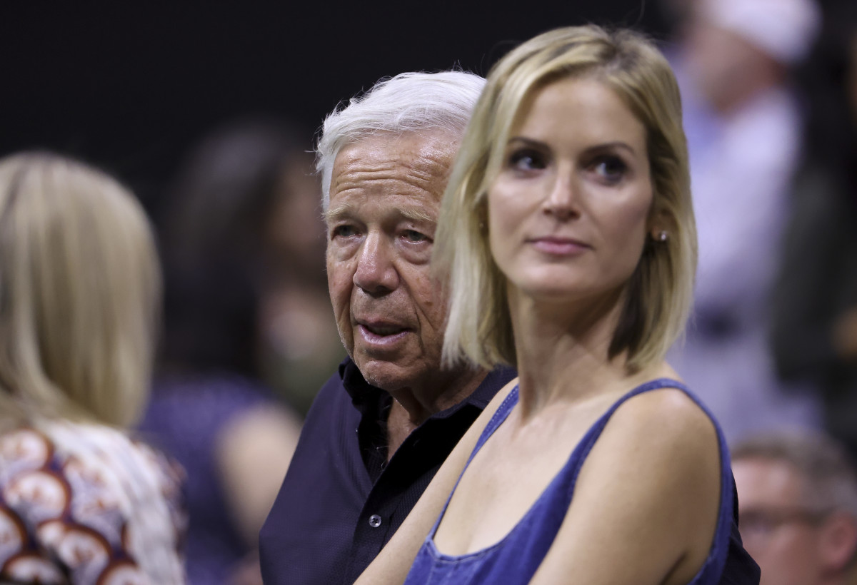 Robert Kraft Hamptons: Patriots owner, wife celebrate July 4 with pri