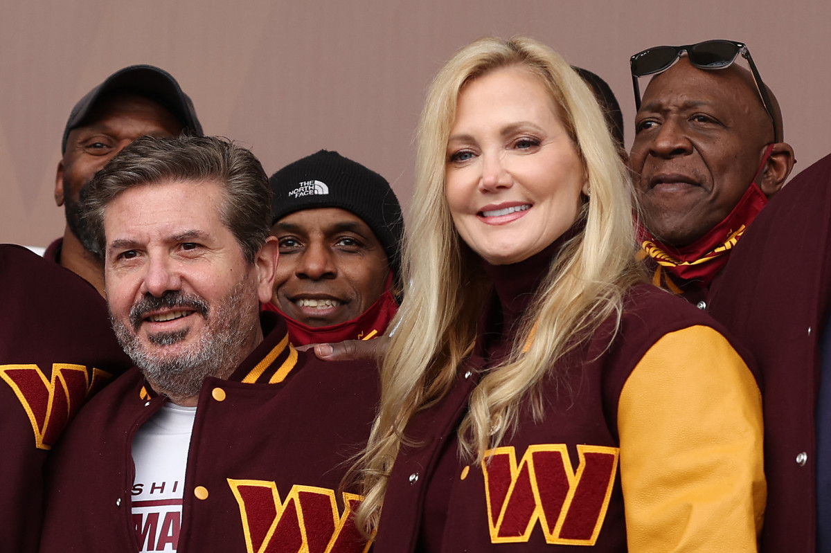 Washington Football Team owner Dan Snyder names wife Tanya co-CEO