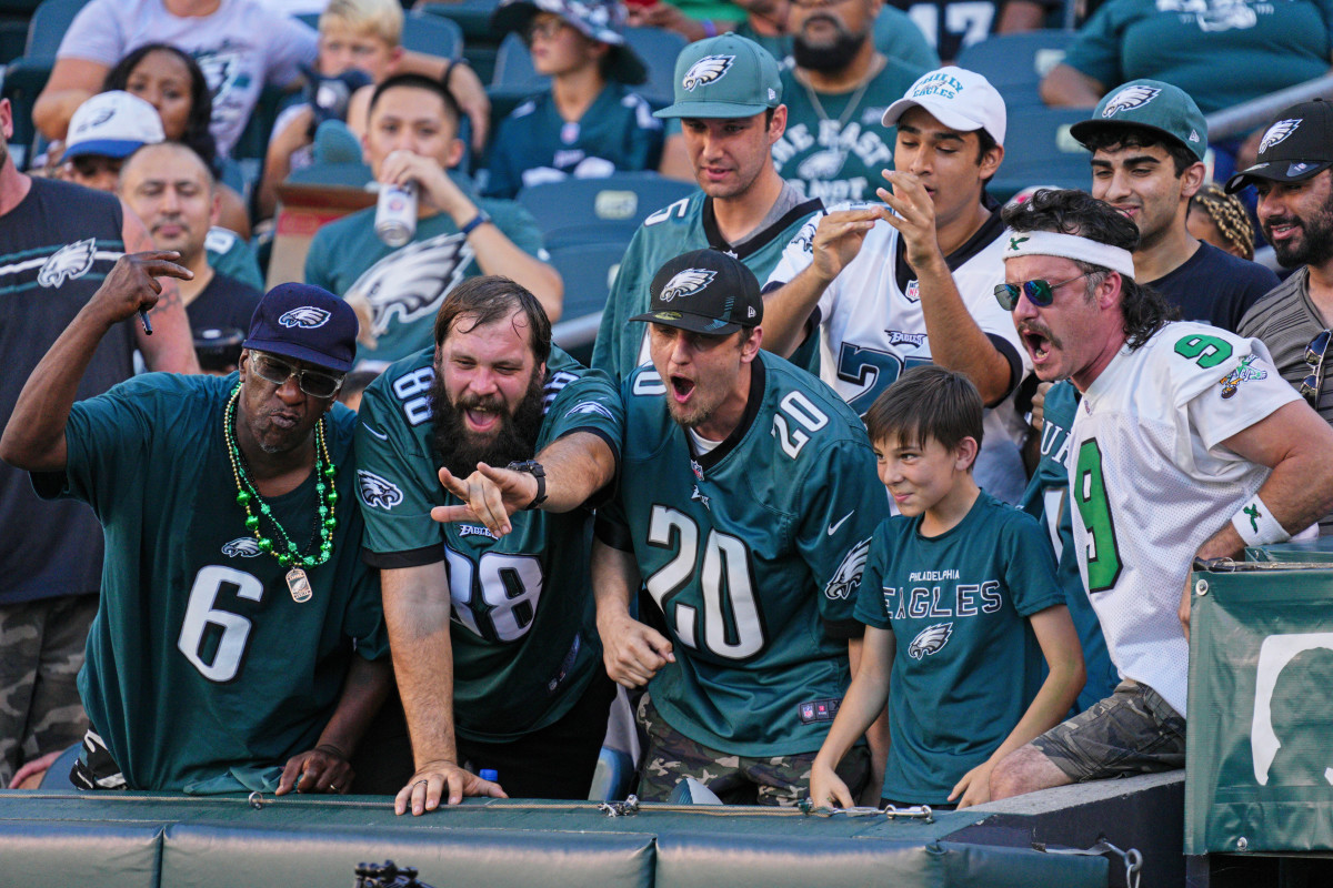 Former Eagles Star Admits He Can t Stand Philadelphia Fans The Spun