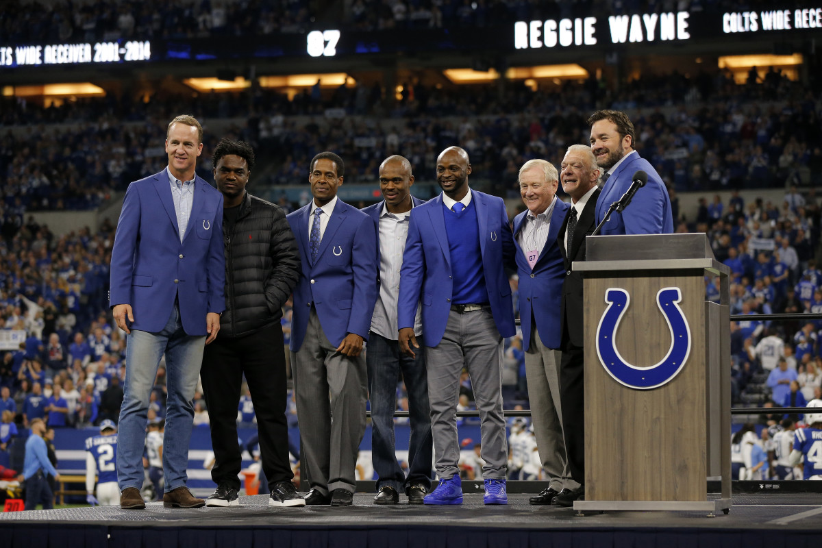 Colts to honor Jeff Saturday