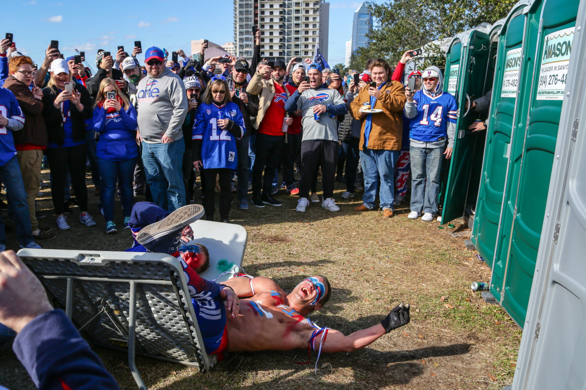 Bills fans at a tailgate.
