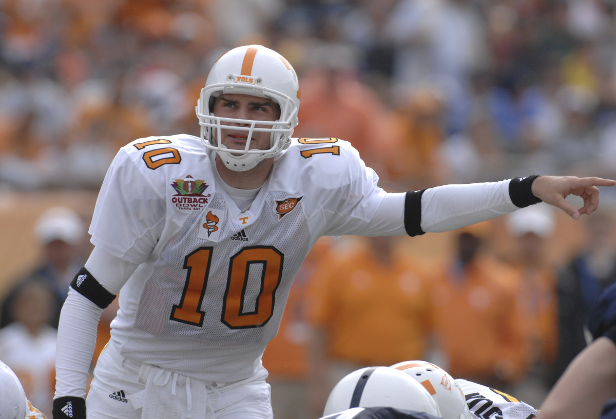 Look Former Tennessee Quarterback Trying To Jinx TCU After