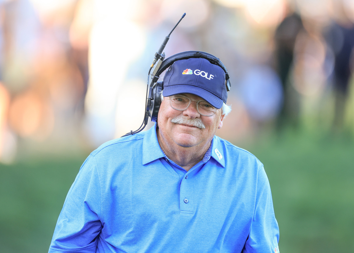 ORLANDO, FLORIDA - MARCH 05: Roger Maltbie of The United States working as an on-course announcer for television during the second round of the Arnold Palmer Invitational presented by Mastercard at Arnold Palmer Bay Hill Golf Course on March 04, 2022 in Orlando, Florida. (Photo by David Cannon/Getty Images)