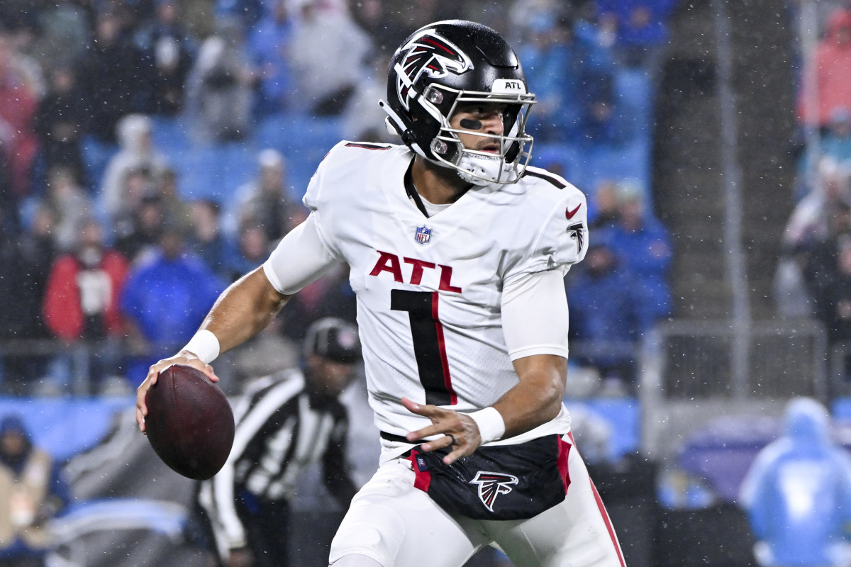 Falcons Sign QB Marcus Mariota - Stadium