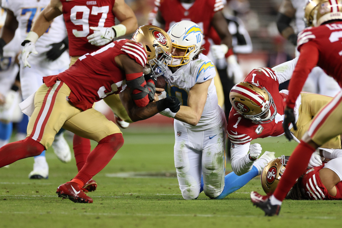 49ers injury update: Several players banged up vs. Chargers