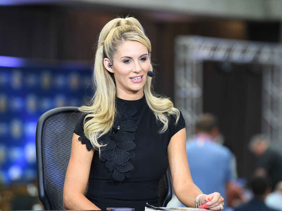 Football World Thinking Of Laura Rutledge This Weekend The Spun