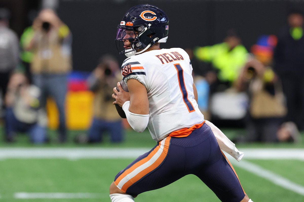 Bears quarterback Justin Fields against the Falcons on Sunday.