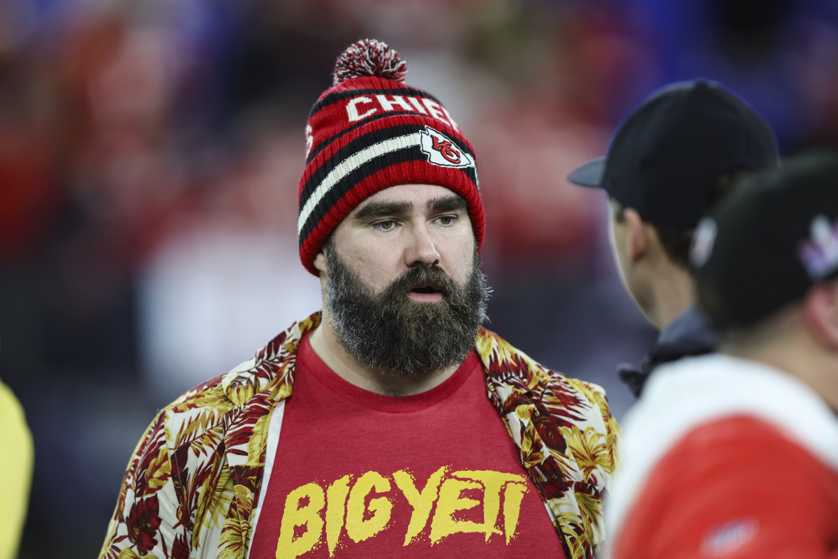 NFL Fans Are Loving What The Chiefs Said About Jason Kelce - The Spun