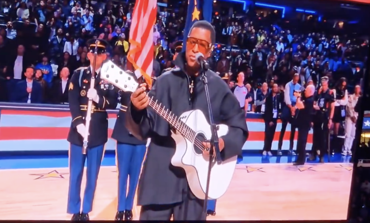 Video National Anthem At NBA AllStar Game Goes Viral The Spun What