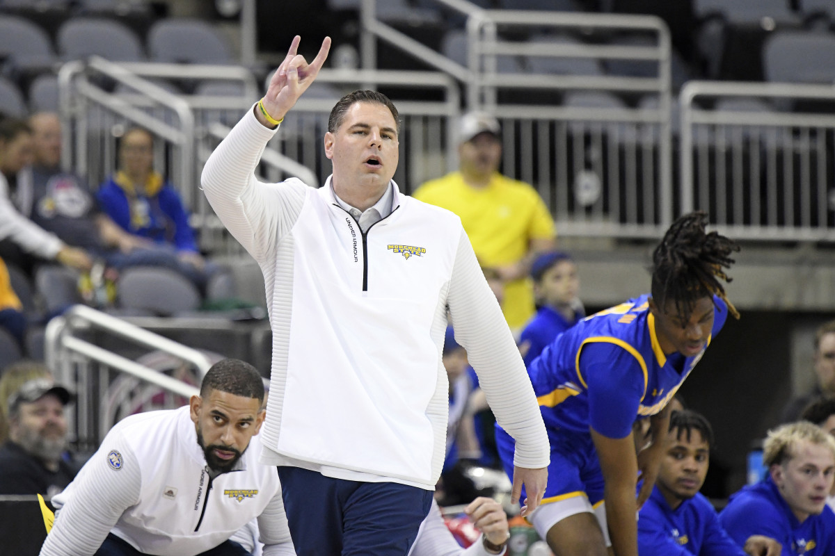 The First Team Has Clinched Spot In 2024 NCAA Tournament The Spun