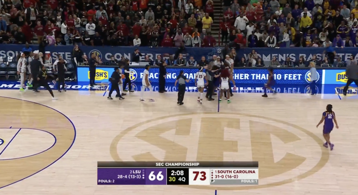 Video Fight Breaks Out At SEC Women's Basketball Title Game The Spun