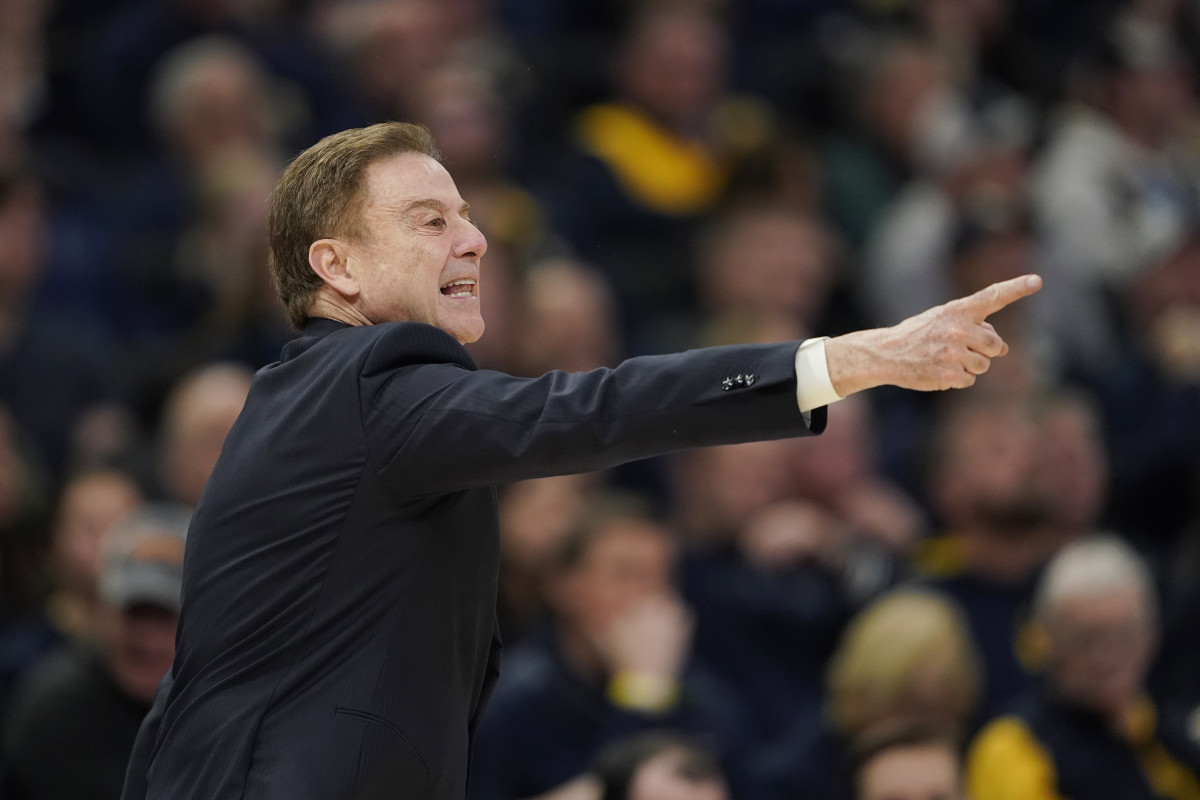 St John 39 s Head Coach Rick Pitino - St Johns V Marquette 