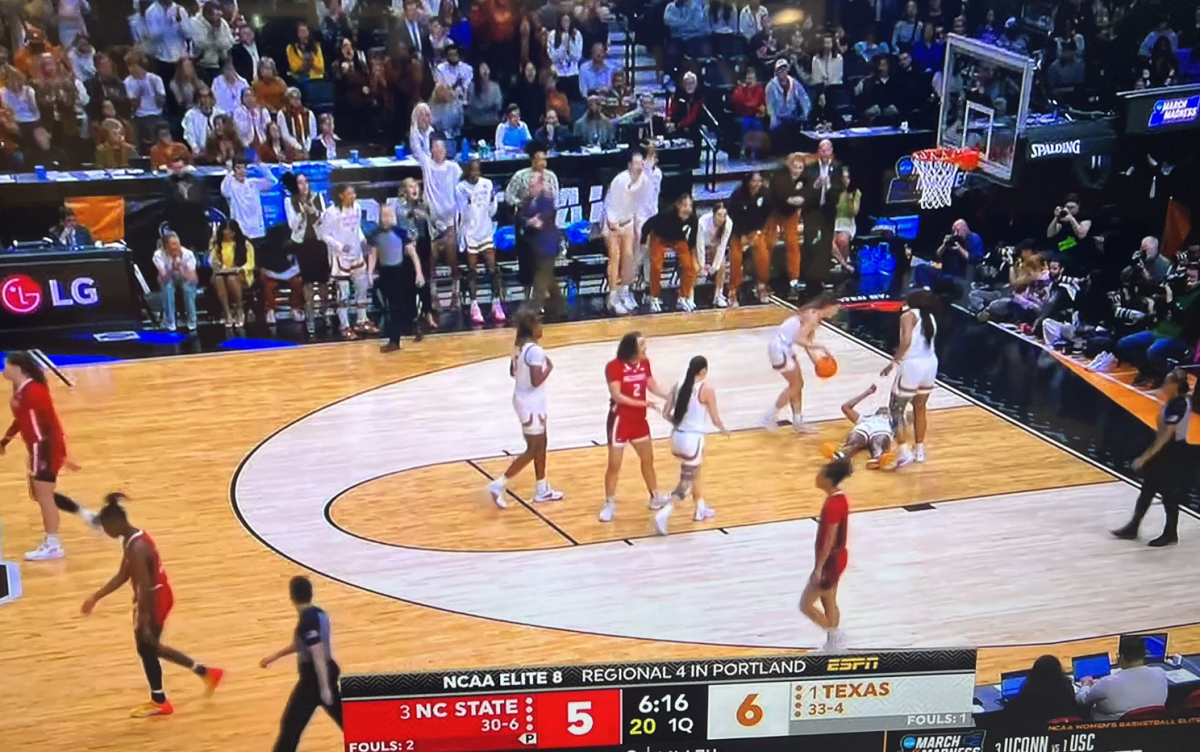 NCAA Messed Up 3Point Line For Women's Elite Eight Game The Spun