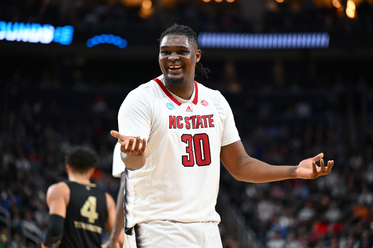 Fans Are Ripping NC State After Brutal Second Half Start - The Spun