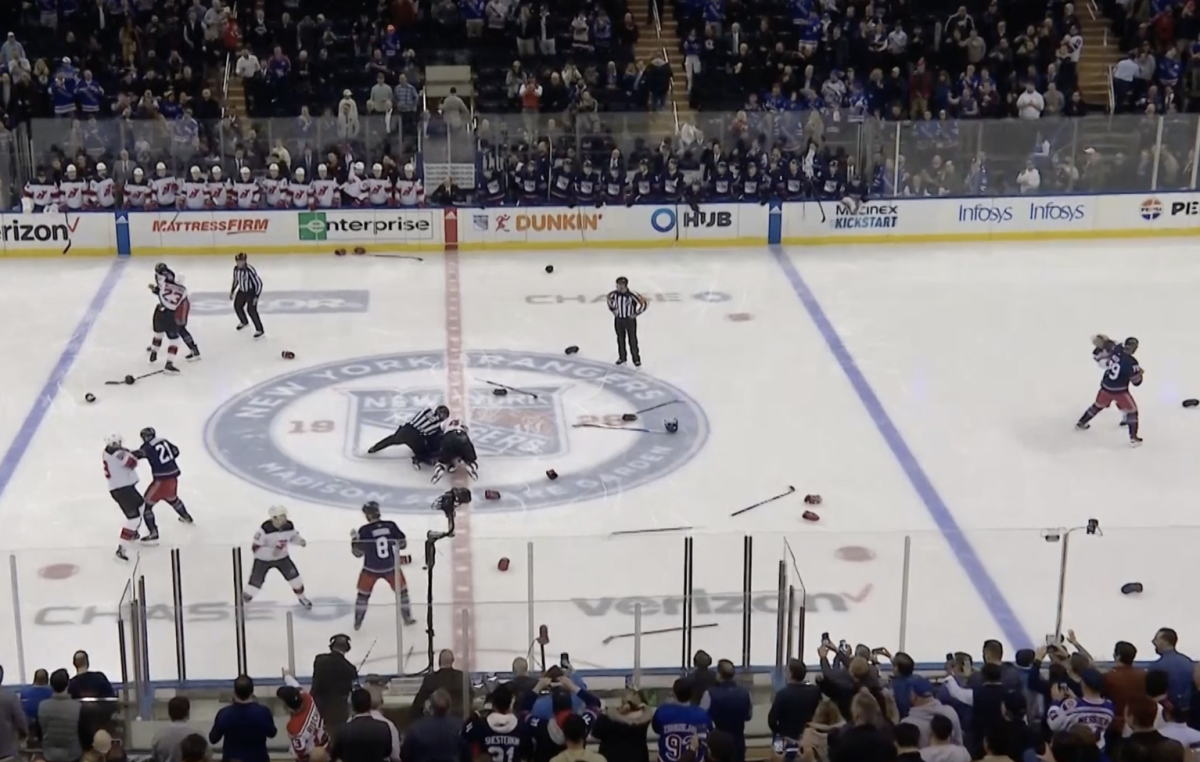 Video Everyone Fought At Beginning Of Rangers vs. Devils Game The Spun