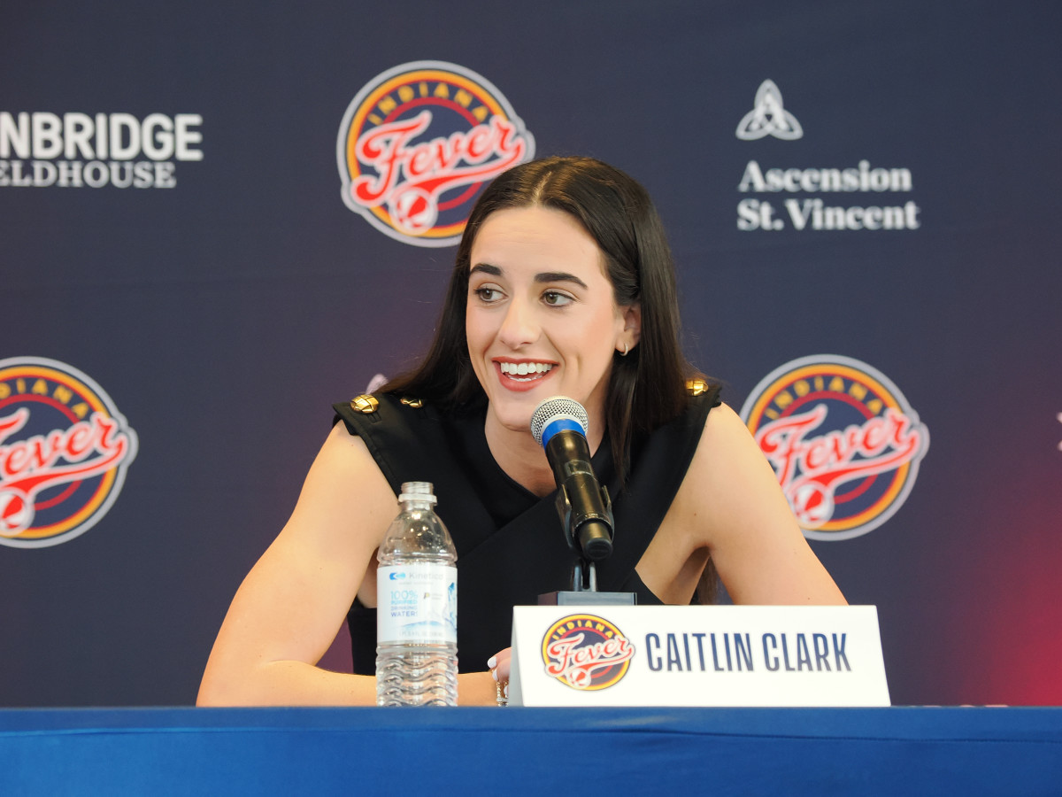 Everyone Has Same Reaction To Caitlin Clark's College GPA - The Spun