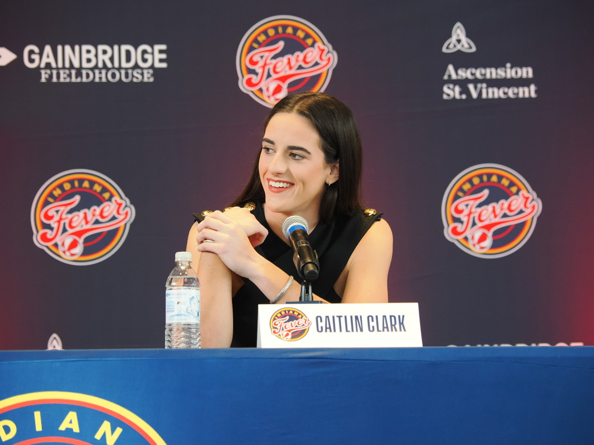 Indiana Fever Veteran Reveals First Impression Of Caitlin Clark - The Spun