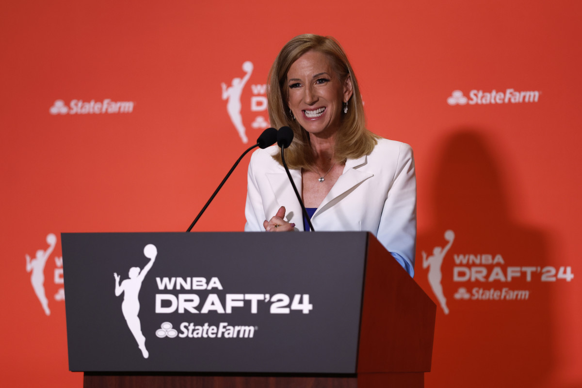 WNBA Commissioner Cathy Engelbert Is Facing Calls To Step Down - The Spun