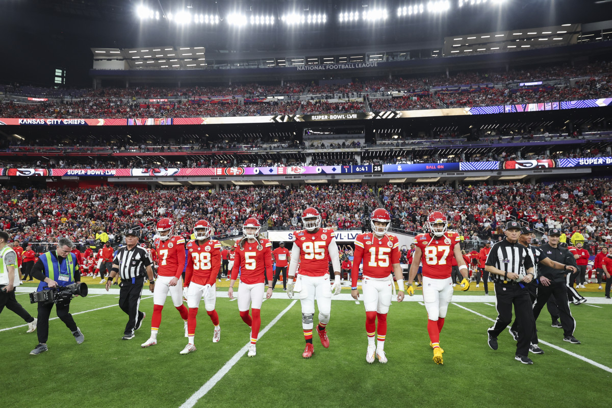 Patrick Mahomes Sends Clear Message To Everyone About Harrison Butker The Spun