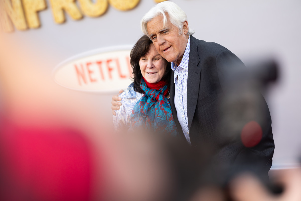 Jay Leno Has Message For Everyone About Tom Brady's Roast - The Spun