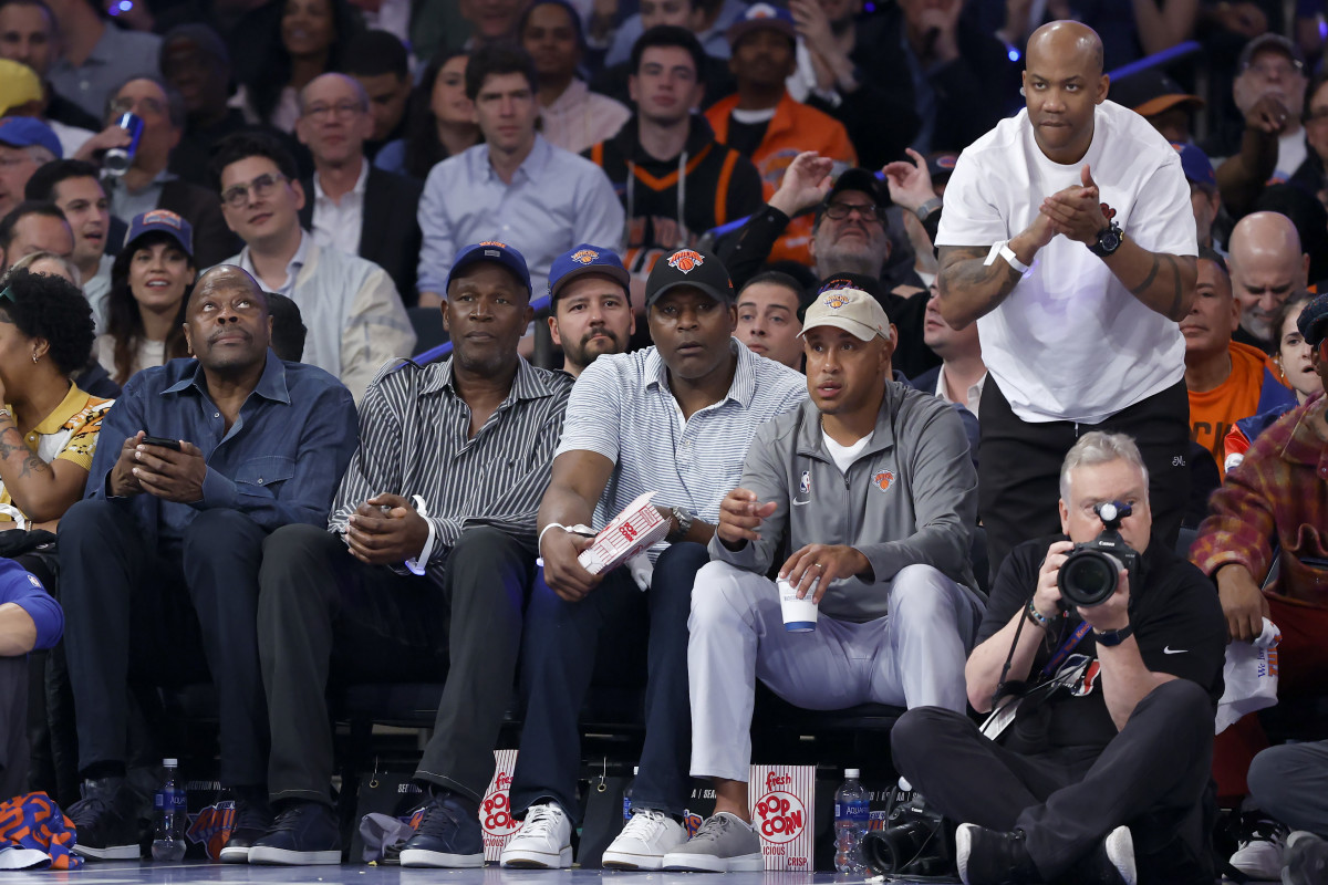 Knicks Fans Accused Of Dangerous Behavior During Game 7 The Spun Knicks Fans Accused Of Dangerous Behavior During Game 7 The Spun