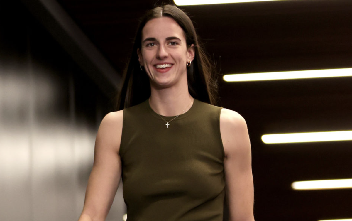 Caitlin Clark's Pregame Outfit Goes Viral As She Shoots For First WNBA Win  - The Spun