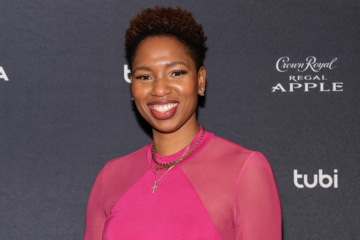 ESPN Analyst Not Happy With Network's Coverage Of Caitlin Clark - The Spun