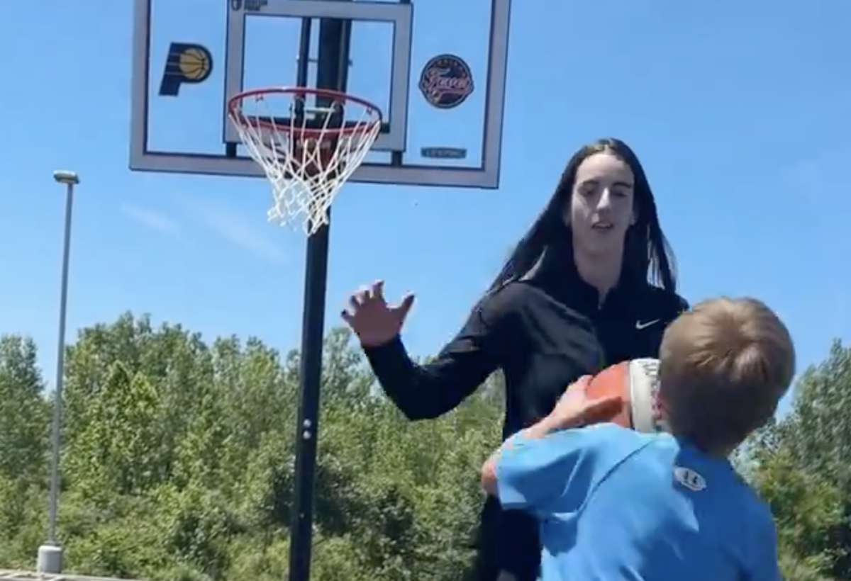 Caitlin Clark Dominated Little Kid At Charity Event This Week - The Spun