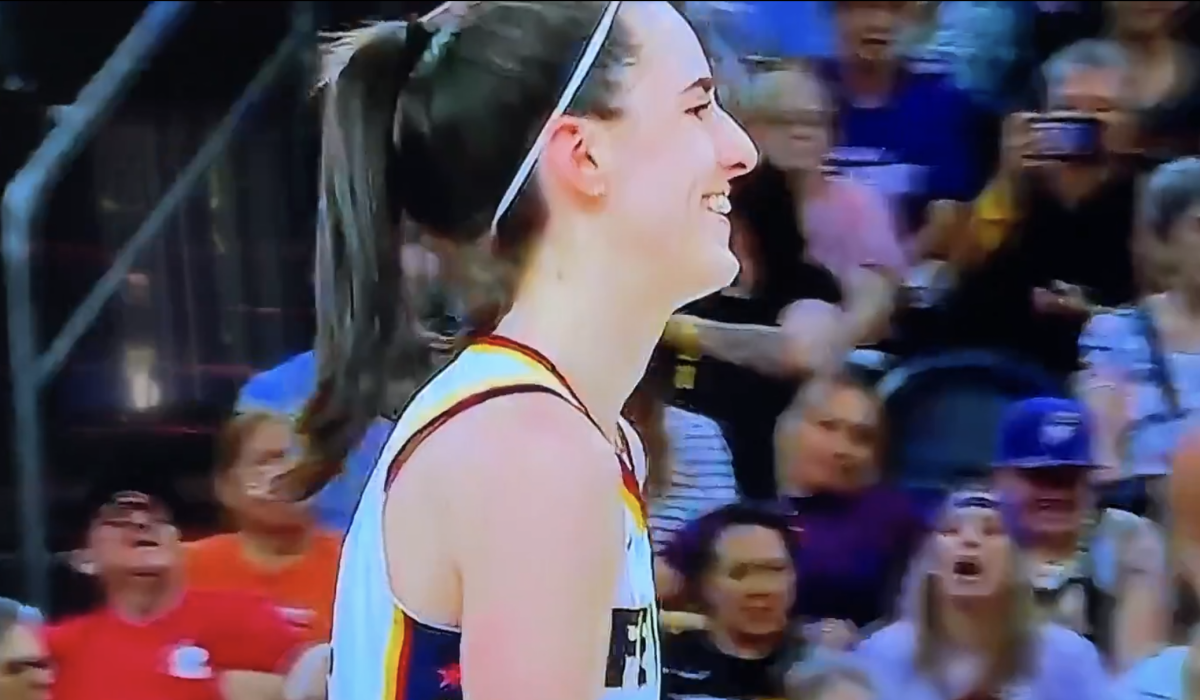 Video: Caitlin Clark Laughed Off Embarrassing Airball - The Spun