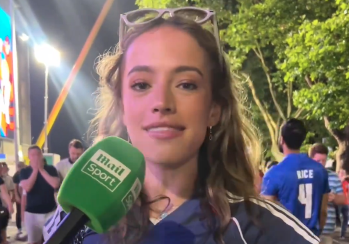 Meet Jolie Sharpe, The England Soccer Fan Who Went Viral After