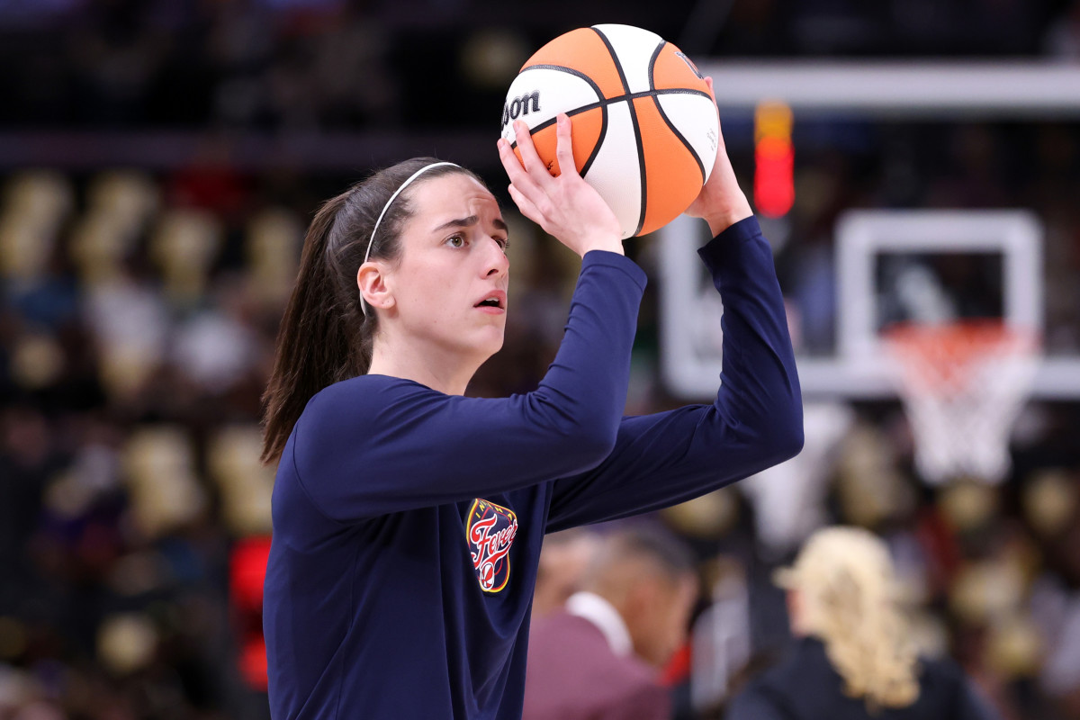 Caitlin Clark Accused Of 'Stat-Padding' In Win vs. Mercury - The Spun