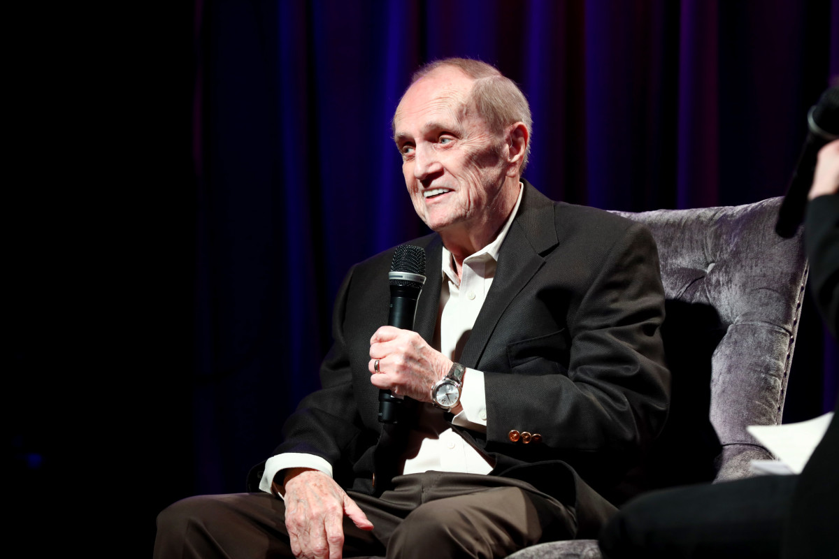 Legendary TV Star Bob Newhart Has Passed Away At 94 - The Spun