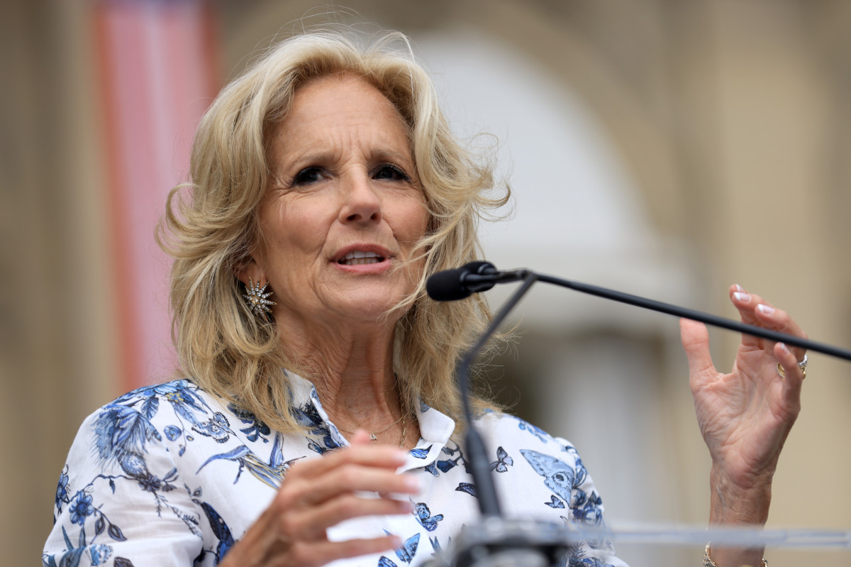 Jill Biden Posts Classy Message For Celebrity Fan At The Summer ...