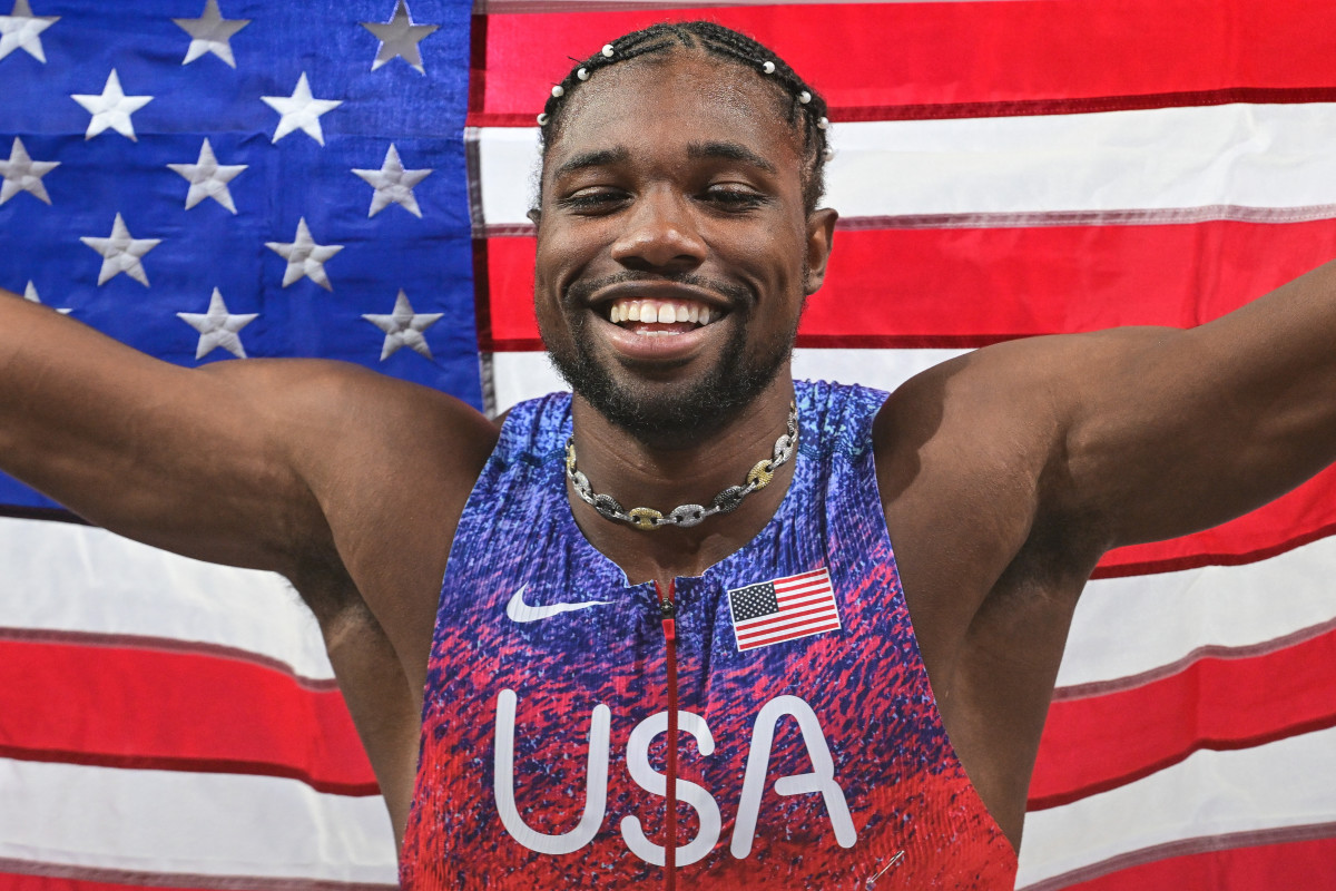 Noah Lyles Reacts To USA Men's Basketball Winning Gold At Olympics ...