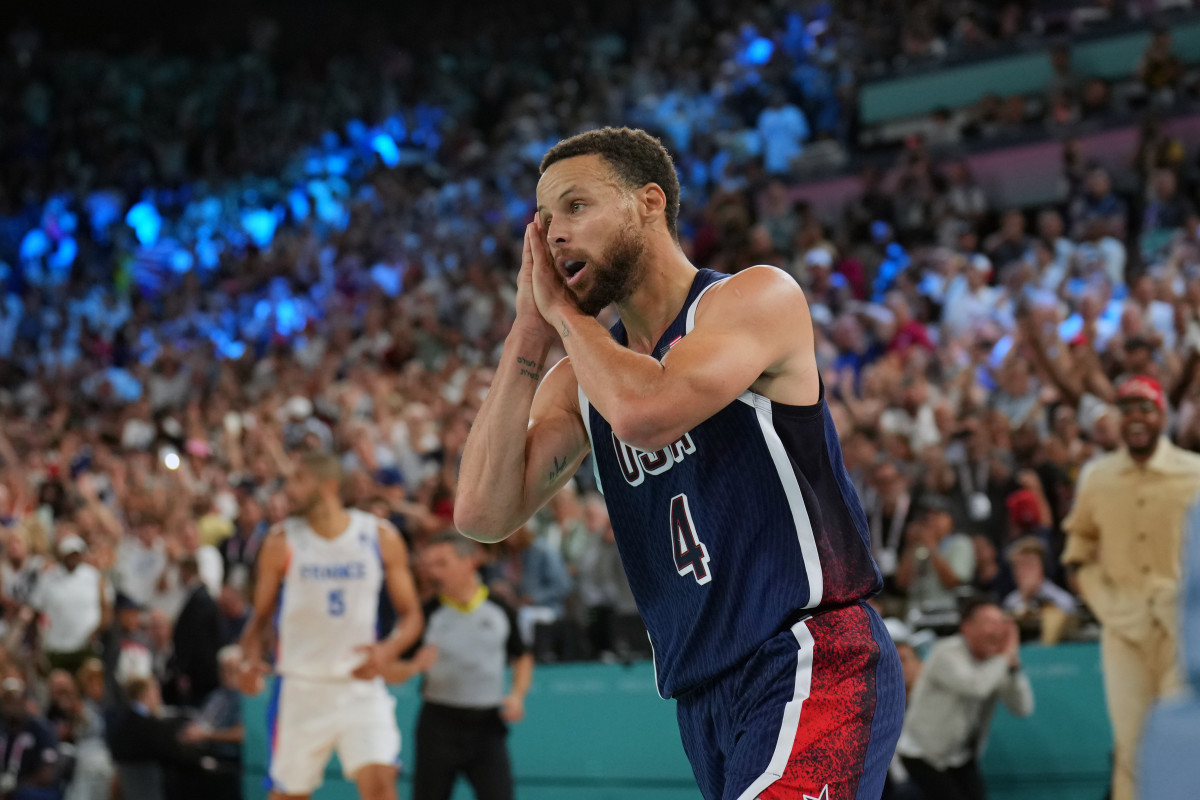 Photo Of Steph Curry's Epic Celebration In Gold Medal Match Is Going