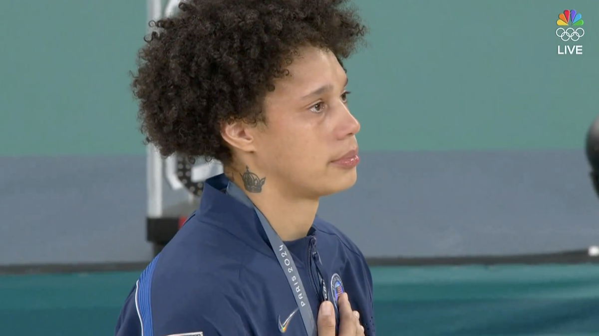 Everyone Loved What Brittney Griner Did During National Anthem Sunday - The  Spun