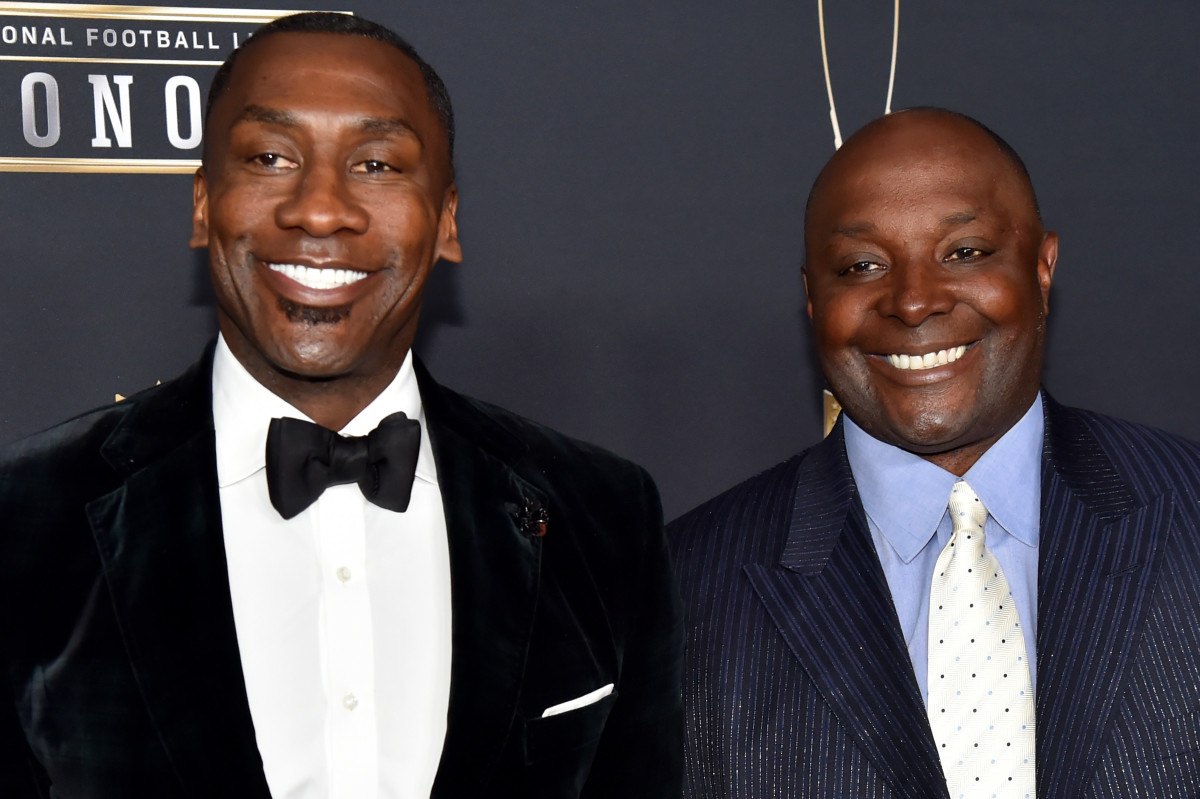Shannon Sharpe and Sterling Sharpe attend the NFL Honors ceremony.