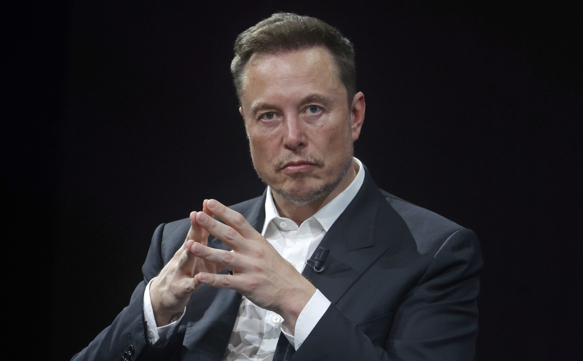 Elon Musk's Ex-Girlfriend Announces Major Health Diagnosis - The Spun