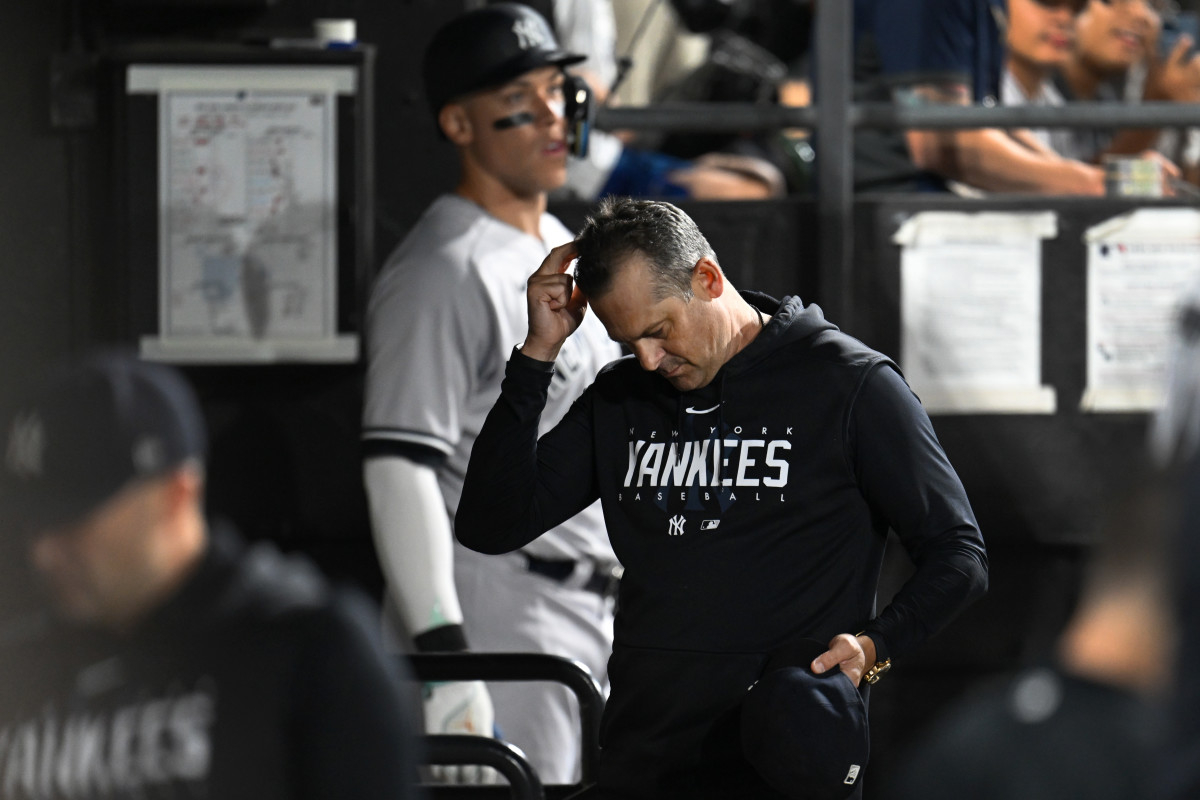 Yankees Fans Are Officially Done With Manager Aaron Boone - The Spun:  What's Trending In The Sports World Today